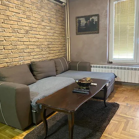 Front * Belgrade